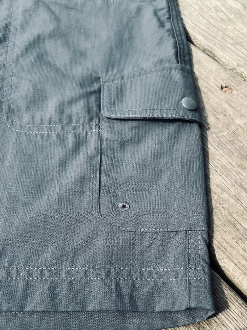 COLUMBIA OMNI~WICK CARGO PERFORMANCE SHORTS - Picture 7 of 15